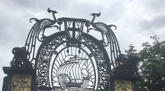 Un Guide du Marseille colonial