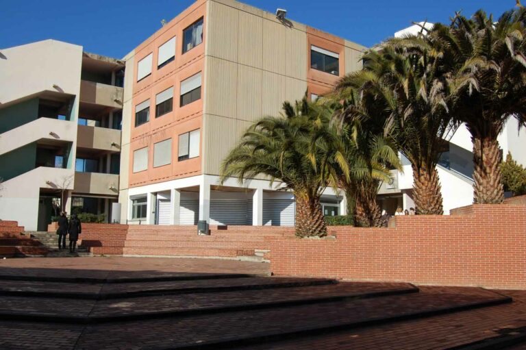 Pourquoi Tu Cries #16 – Au lycée A. Artaud à Marseille