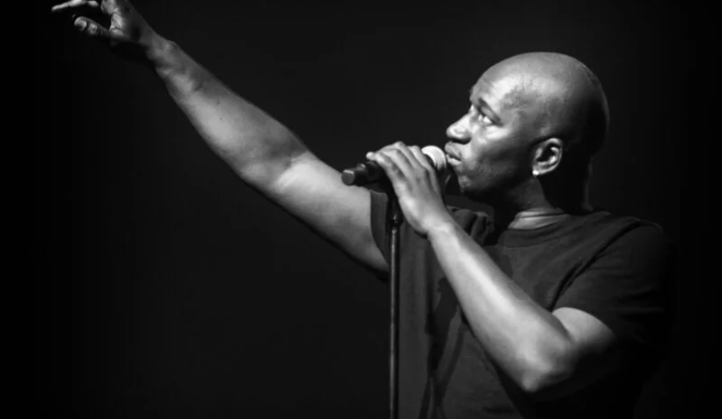 Souleymane Diamanka au théâtre de l’Oeuvre